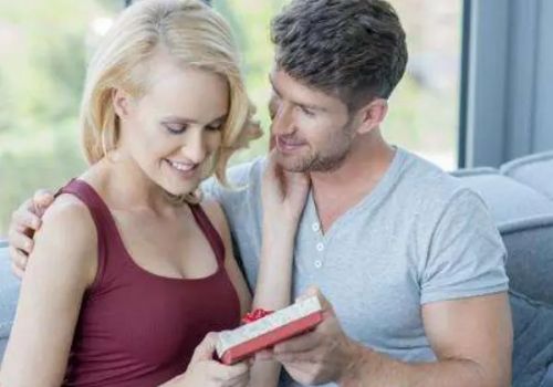 重庆婚外情调查：不给抚养费能通过法院追讨吗